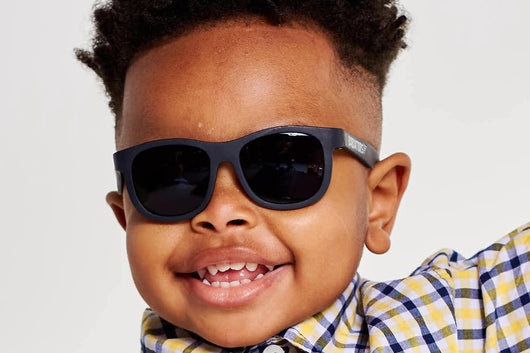 Jet Black Navigator – Babiators Sunglasses